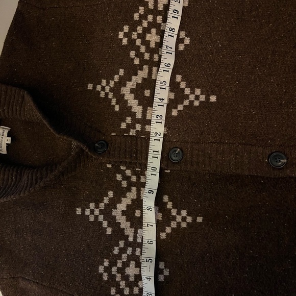 Bridge & Burn Men's Geometric Pattern Cardigan in Brown and Cream - Picture 8 of 9